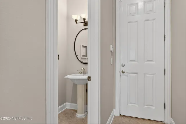 a view of a tennis court