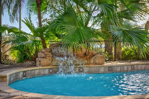 $999,900 | 365 North Lombardy Loop, St. Johns, FL 32259