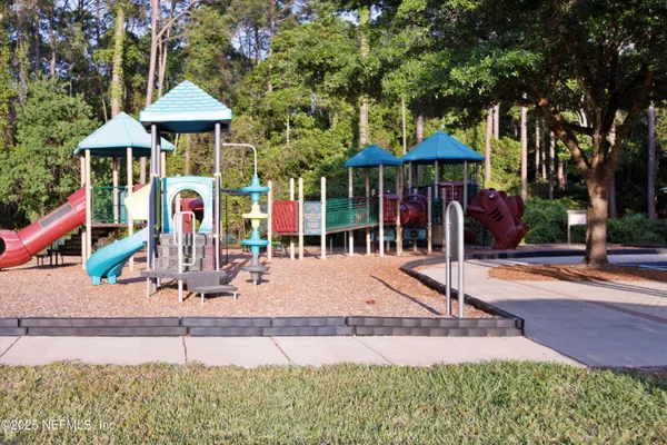 $999,900 | 365 North Lombardy Loop, St. Johns, FL 32259