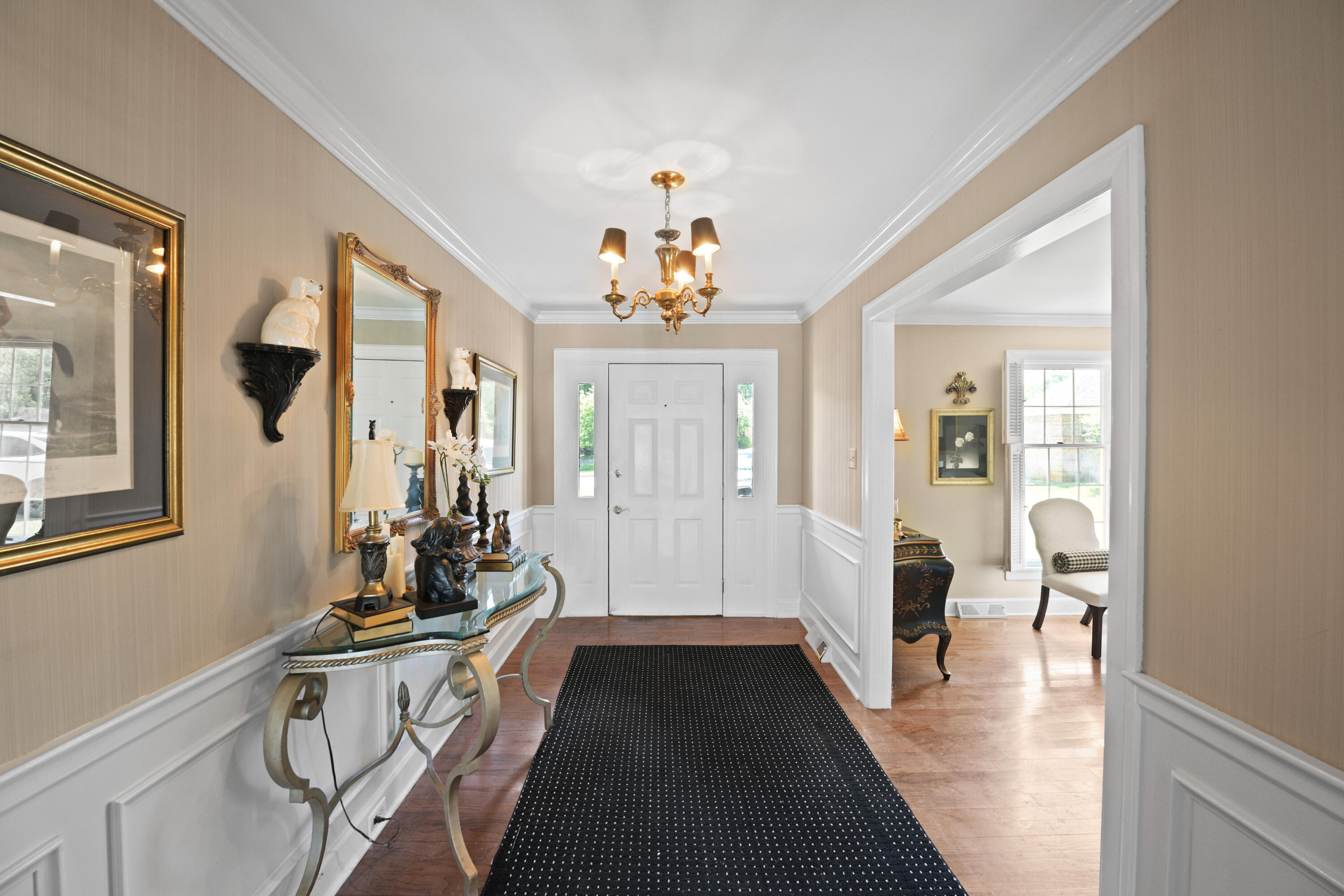 897 Turkey Foot Road Lexington, KY 40502 - Photo 7 of 49 Entry Foyer