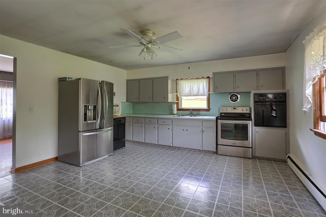 36 Grandview Road Hummelstown, PA 17036 - Photo 7 of 24 Gallery Image 7