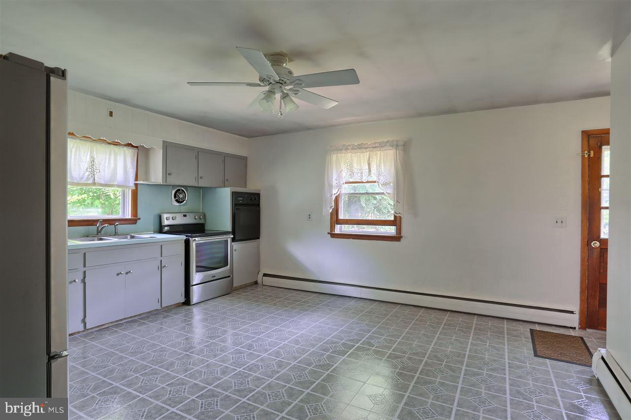 36 Grandview Road Hummelstown, PA 17036 - Photo 8 of 24 Gallery Image 8
