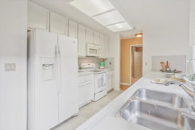 $489,000 | 2240 University Avenue, Sacramento, CA 95825