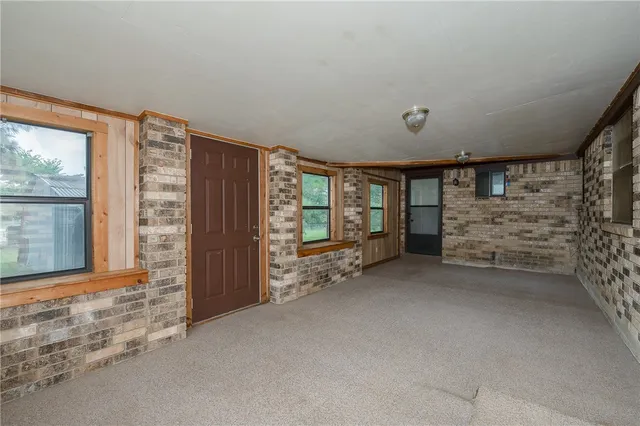 $215,000 | 504 North Echols Street, Caldwell, TX 77836