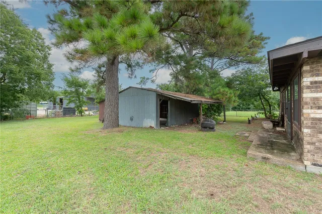 $215,000 | 504 North Echols Street, Caldwell, TX 77836