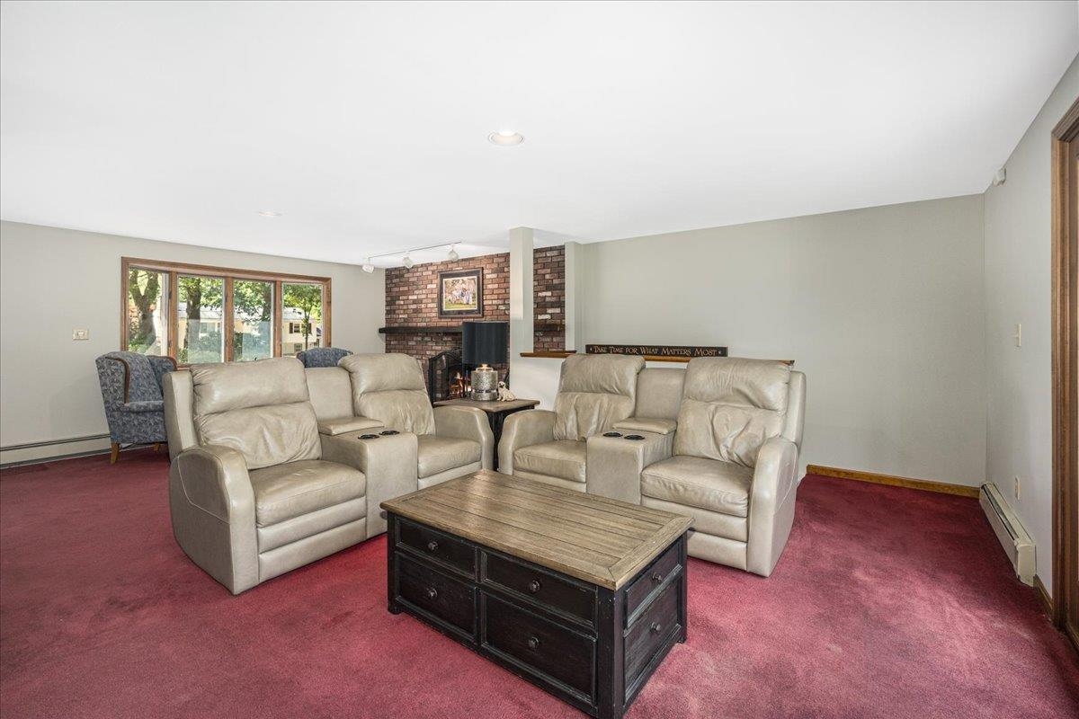 9 County Road Windham, NH 03087 - Photo 13 of 55