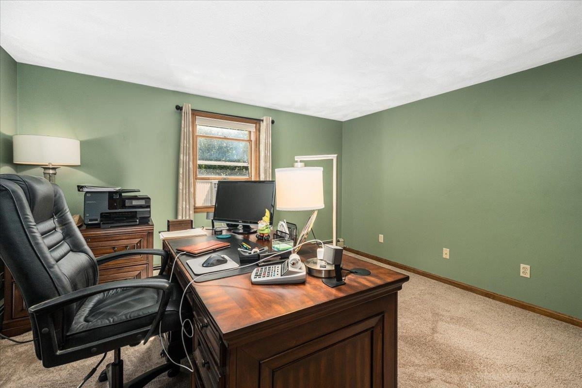 9 County Road Windham, NH 03087 - Photo 30 of 55