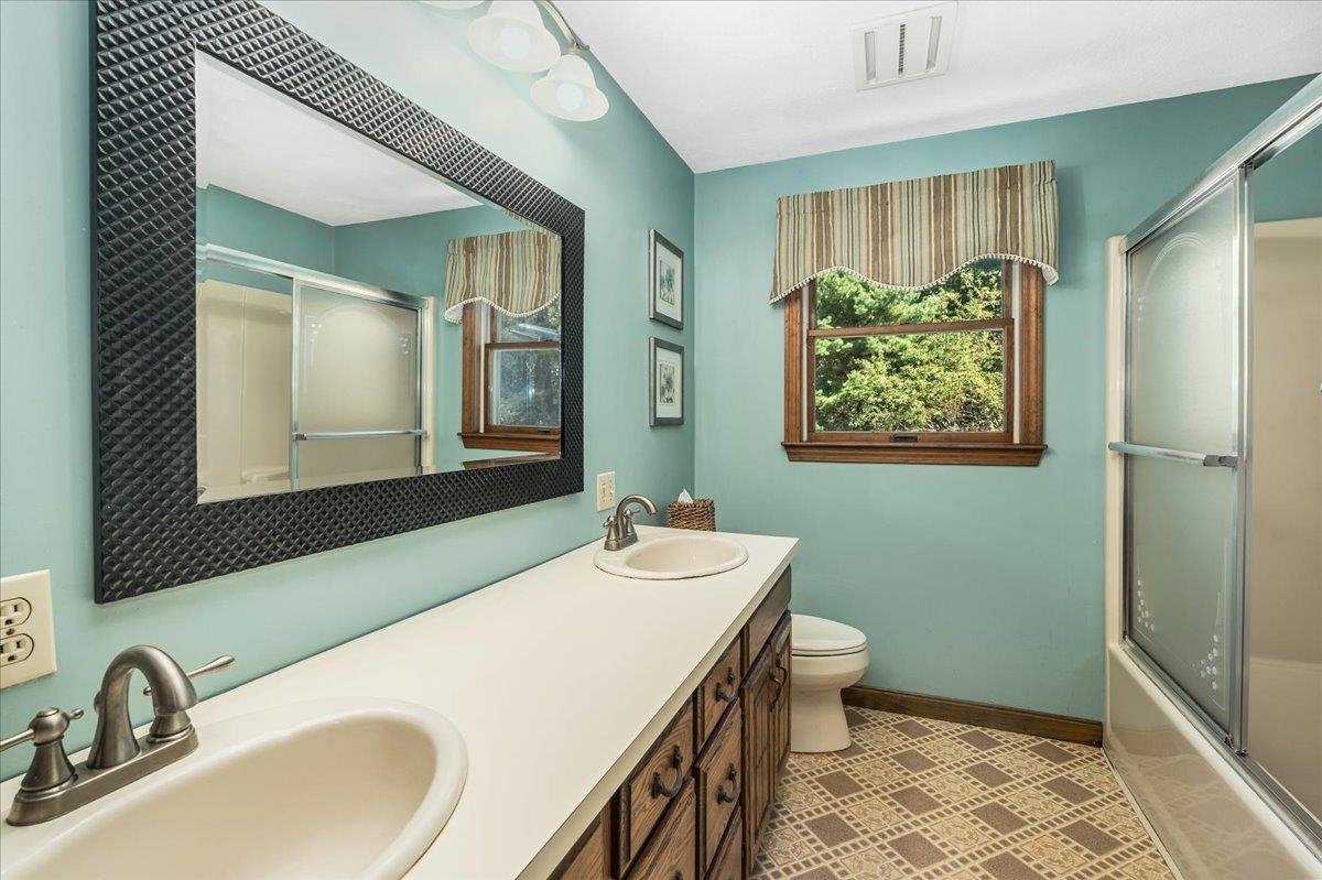 9 County Road Windham, NH 03087 - Photo 35 of 55