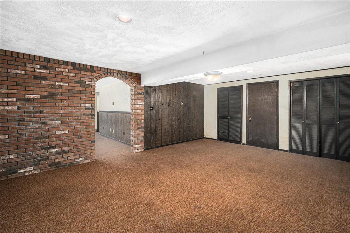 9 County Road Windham, NH 03087 - Photo 41 of 55