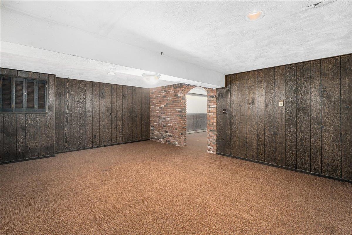 9 County Road Windham, NH 03087 - Photo 42 of 55