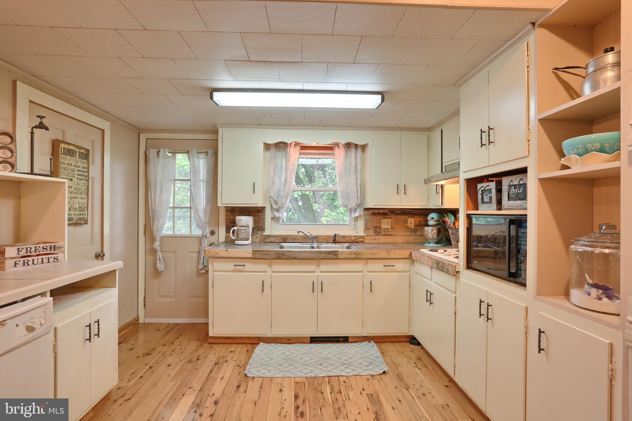 2618 North Colebrook Road Manheim, PA 17545 - Photo 21 of 35
