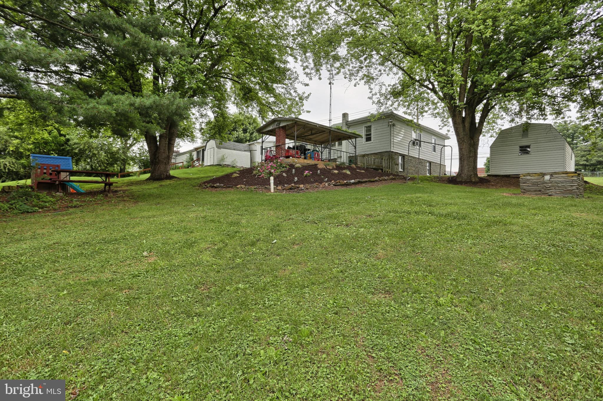 2618 North Colebrook Road Manheim, PA 17545 - Photo 6 of 35