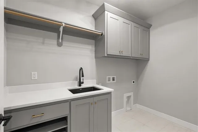 $1,049,896 | 8732 North Lewis Avenue, Kansas City, MO 64157