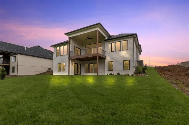 $1,049,896 | 8732 North Lewis Avenue, Kansas City, MO 64157