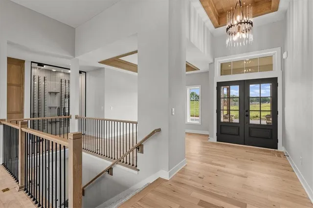 $1,049,896 | 8732 North Lewis Avenue, Kansas City, MO 64157