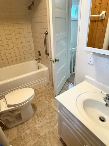 $248,100 | 404 Main Avenue North, Roseau, MN 56751