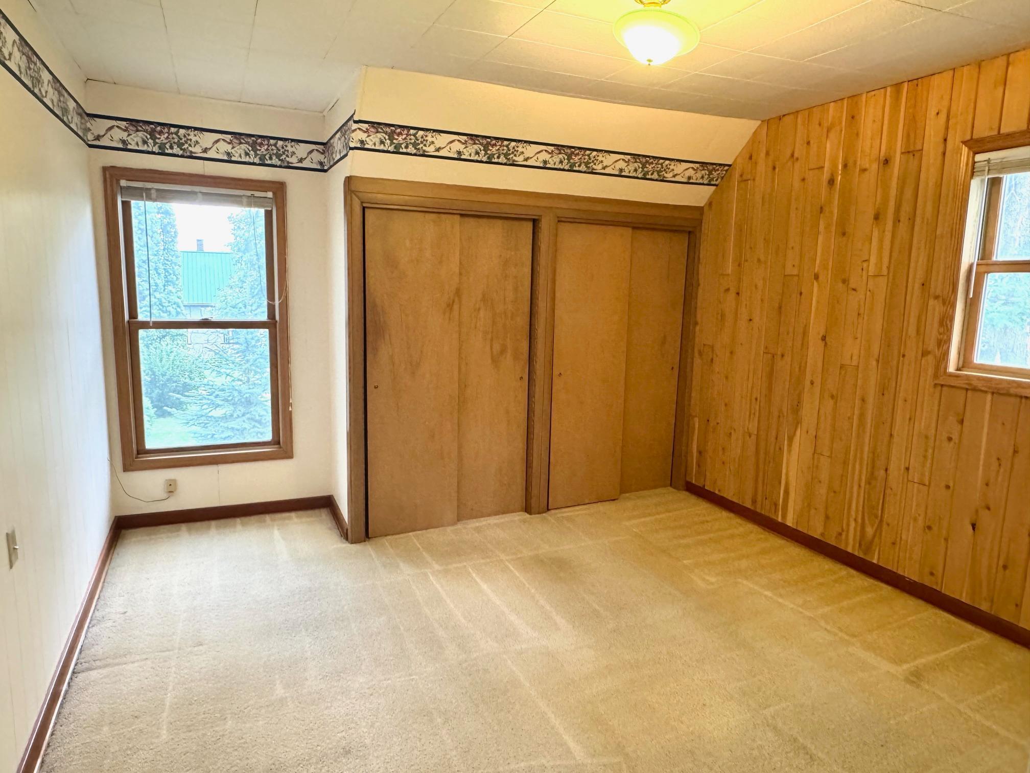 404 Main Avenue North Roseau, MN 56751 - Photo 15 of 26