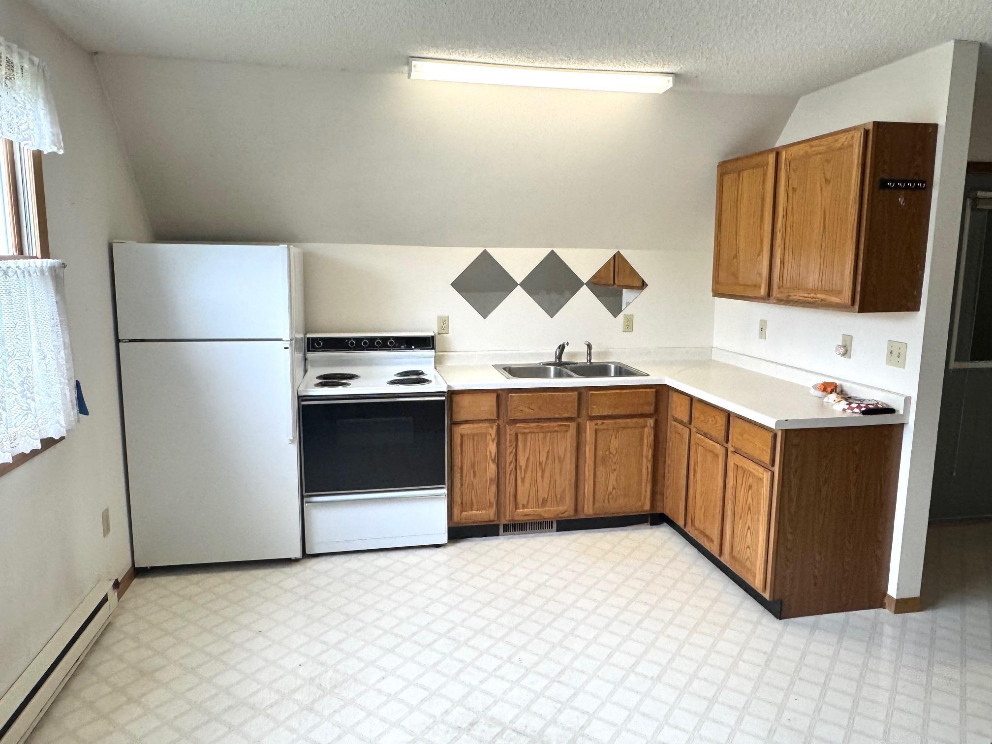 404 Main Avenue North Roseau, MN 56751 - Photo 19 of 26