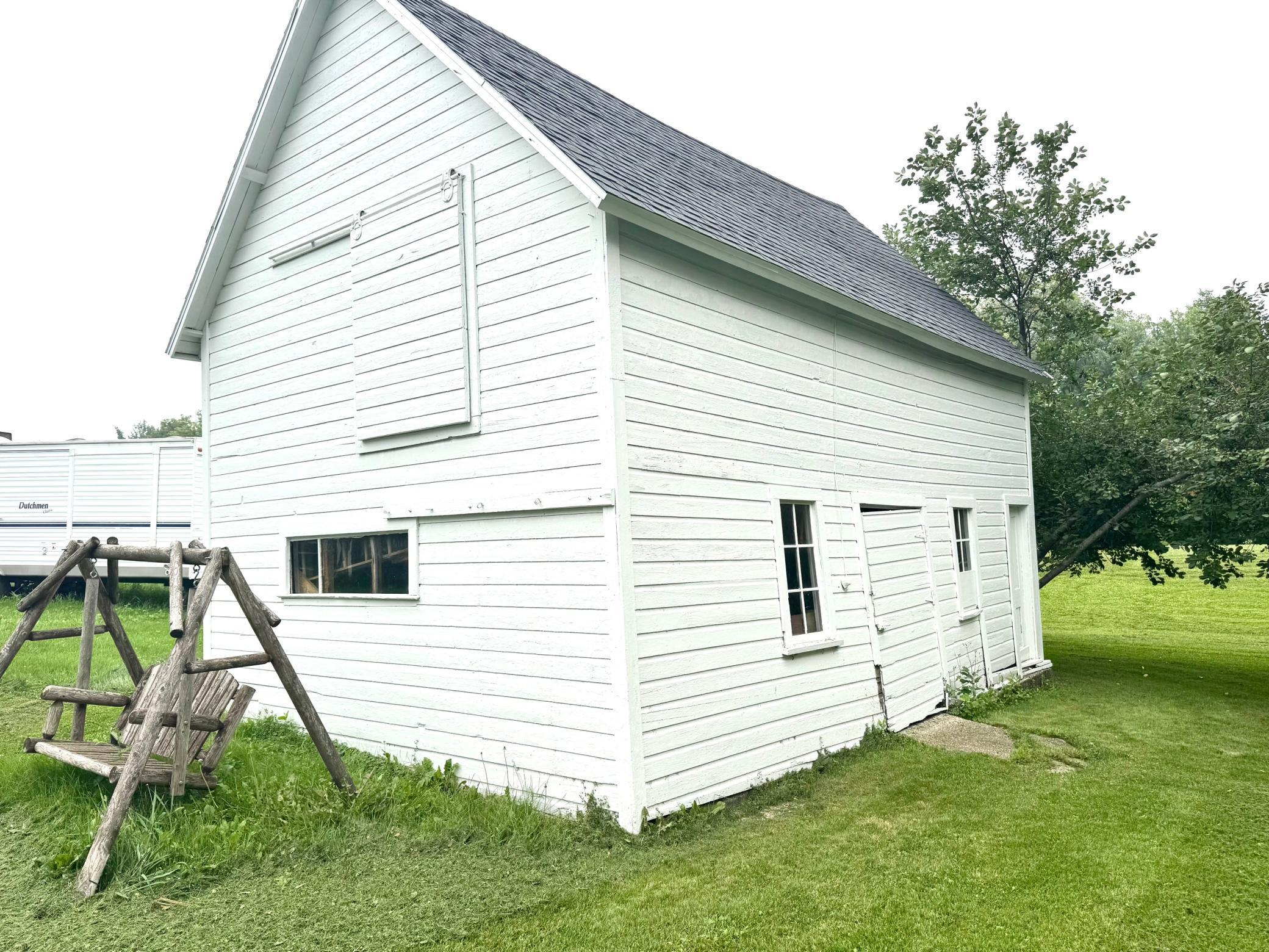 404 Main Avenue North Roseau, MN 56751 - Photo 22 of 26