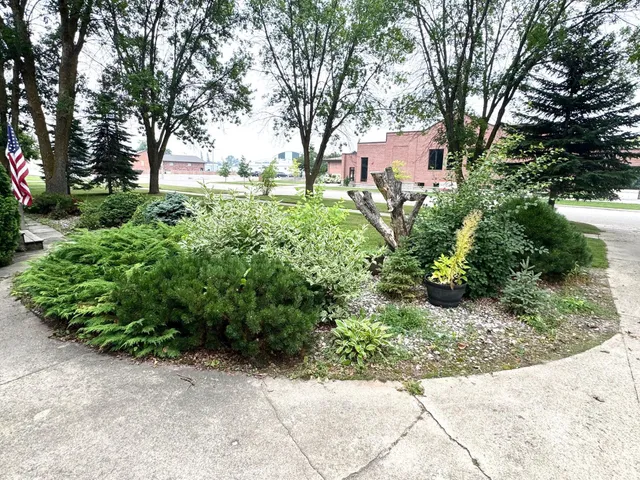 $248,100 | 404 Main Avenue North, Roseau, MN 56751