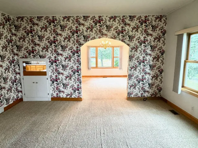 $248,100 | 404 Main Avenue North, Roseau, MN 56751