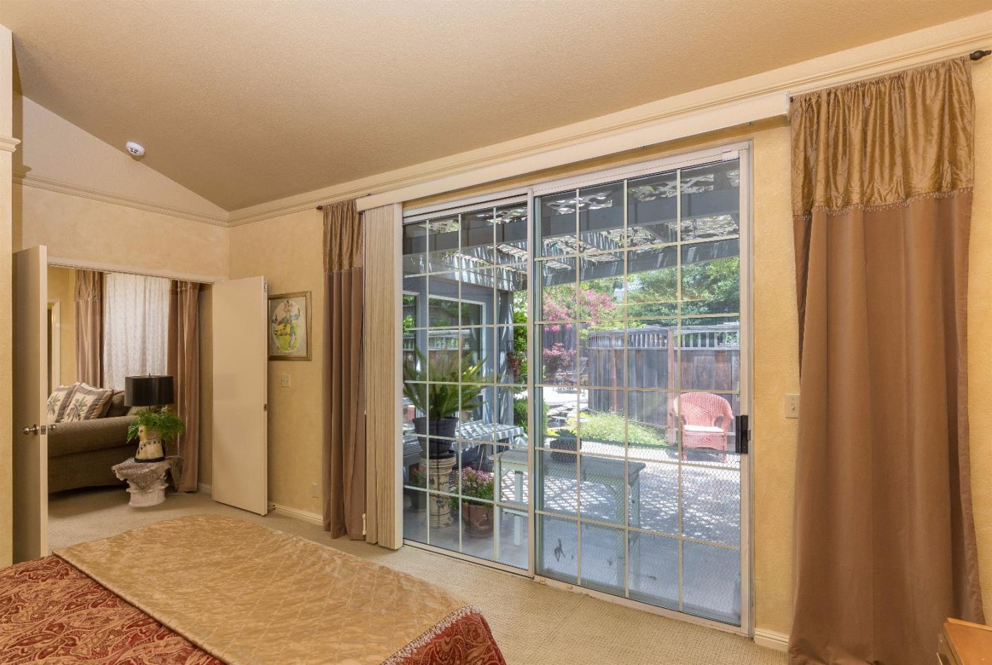 8880 Rancho Hills Drive Gilroy, CA 95020 - Photo 8 of 27 Gallery Image 8