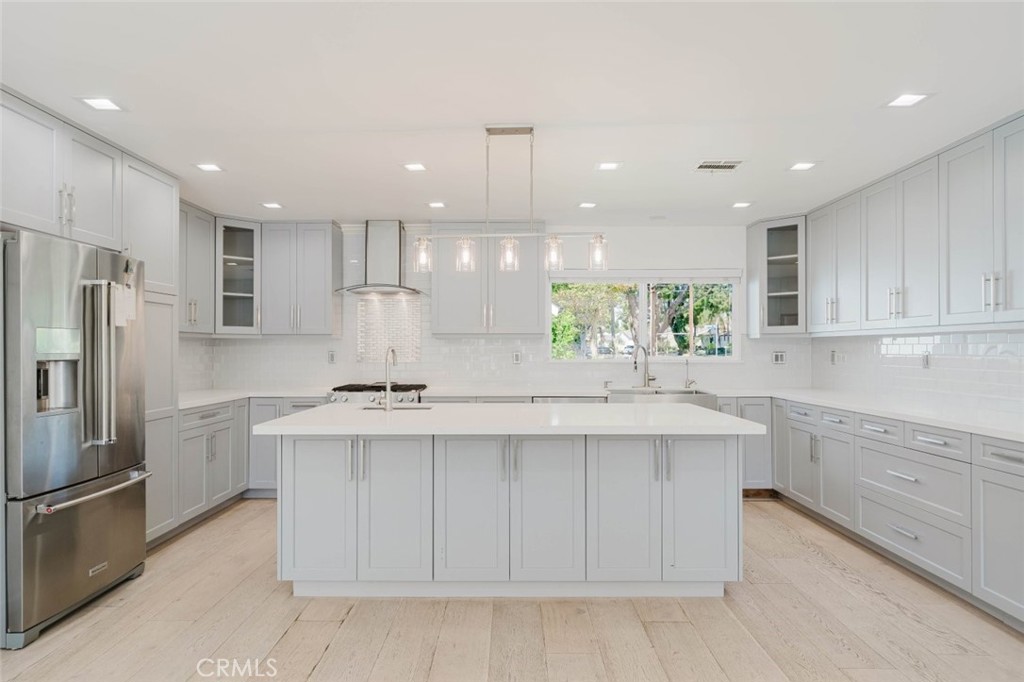 11072 Chimineas Avenue Porter Ranch, CA 91326 - Photo 14 of 46
