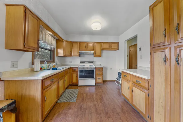 $324,900 | 19929 South Schoolhouse Road, Mokena, IL 60448