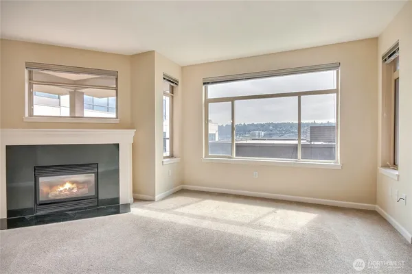 $3,500 | 1000 Aurora Avenue North, Unit 310, Seattle, WA 98109