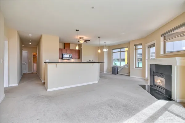 $3,500 | 1000 Aurora Avenue North, Unit 310, Seattle, WA 98109