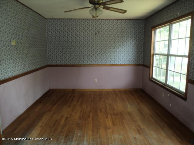 62 Lucy Road Lakewood, NJ 08701 - Photo 11 of 13 DSC05160