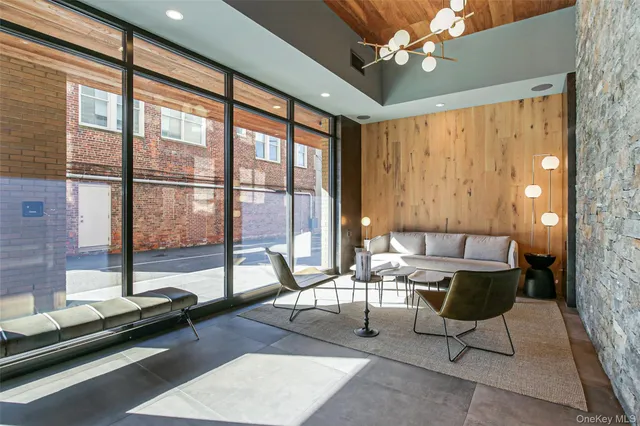 $4,950 | 39 Washington Avenue, Unit 302, Pleasantville, NY 10570