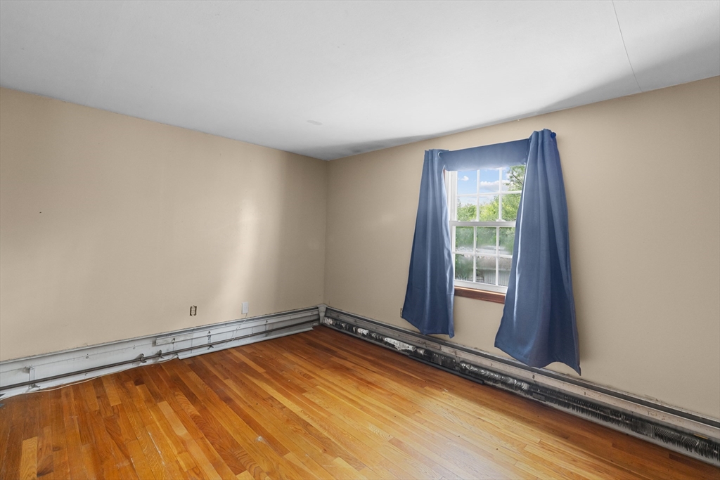 8 North Street Bridgewater, MA 02324 - Photo 21 of 40