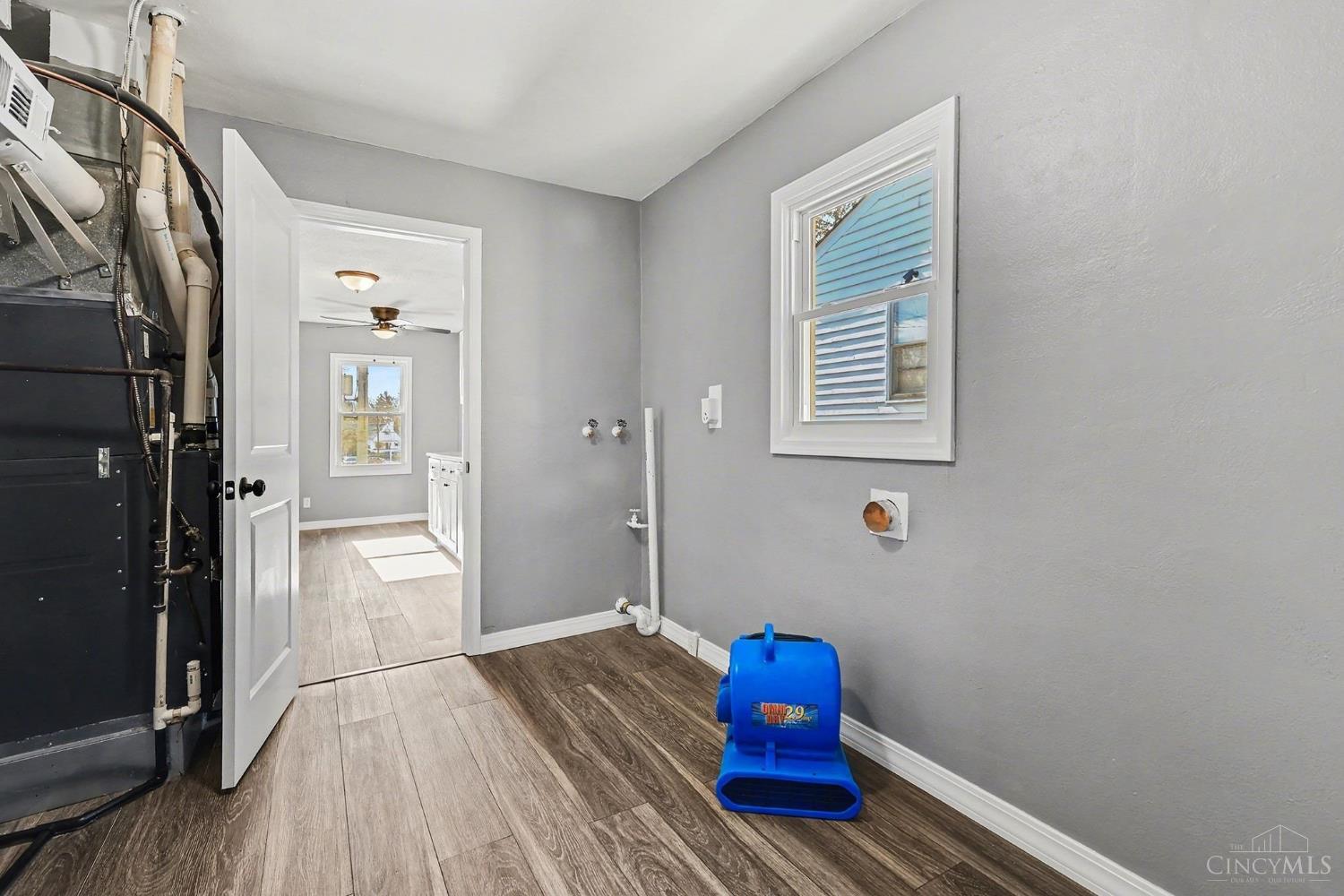 2750 West Galbraith Road Cincinnati, OH 45239 - Photo 7 of 24