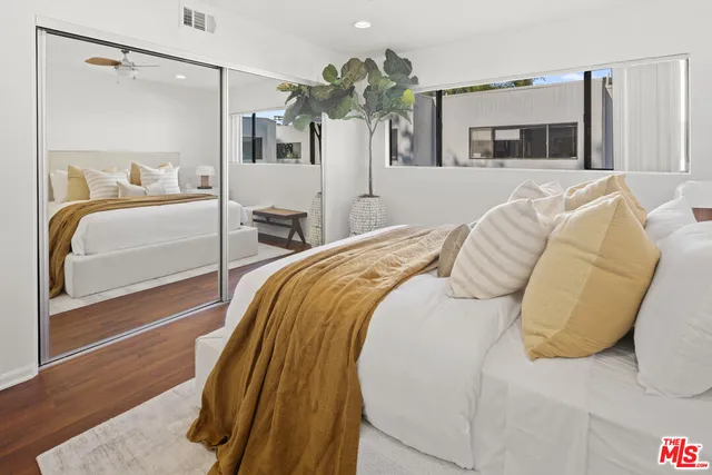 $950,000 | 2500 Abbot Kinney Boulevard, Unit 7, Venice, CA 90291