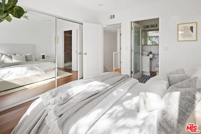 $950,000 | 2500 Abbot Kinney Boulevard, Unit 7, Venice, CA 90291