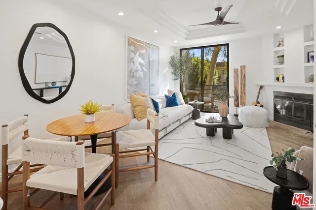 $950,000 | 2500 Abbot Kinney Boulevard, Unit 7, Venice, CA 90291