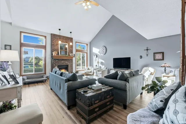 $491,900 | 1524 Vanderbilt Drive, Fort Wayne, IN 46845