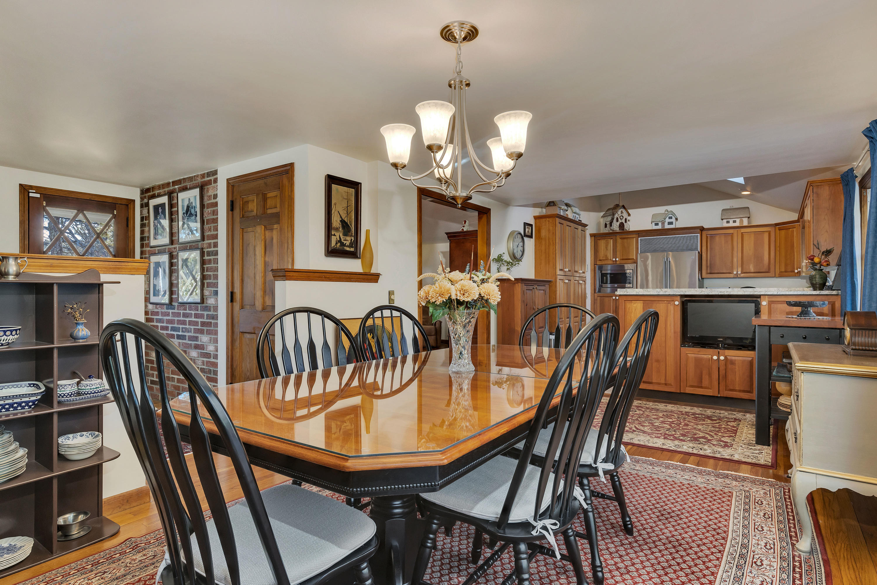 854 Queen Anne Road Harwich, MA 02645 - Photo 9 of 36 Dining