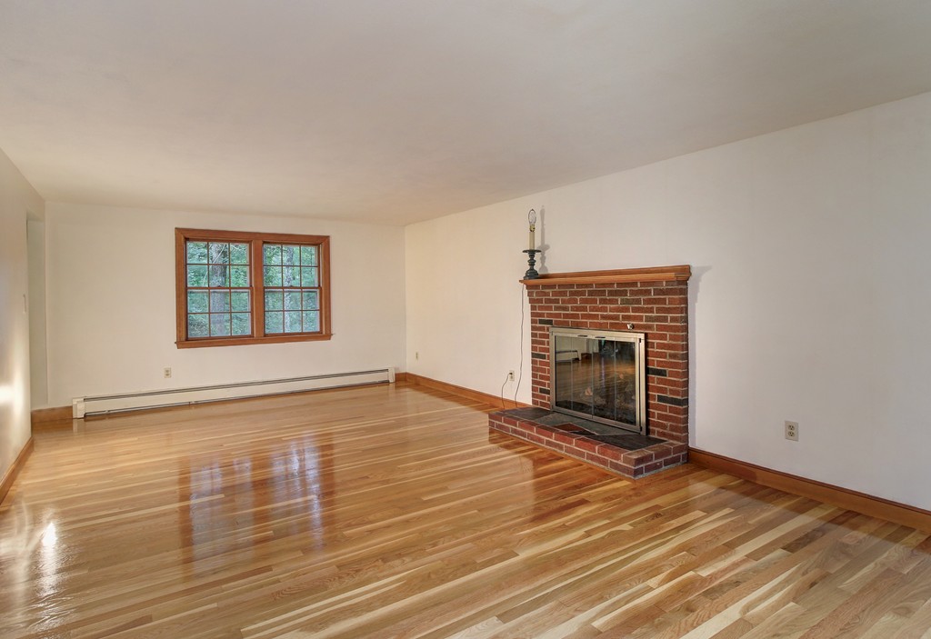 58 Tamarack Road Westwood, MA 02090 - Photo 5 of 27 Gallery Image 5