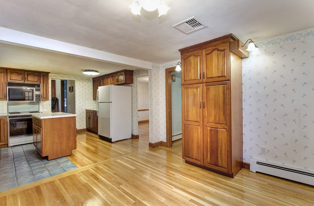 58 Tamarack Road Westwood, MA 02090 - Photo 7 of 27 Gallery Image 7