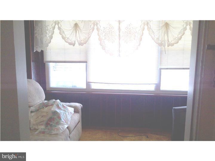 243 Huntley Road Upper Darby, PA 19082 - Photo 8 of 18 Enclosed Porch