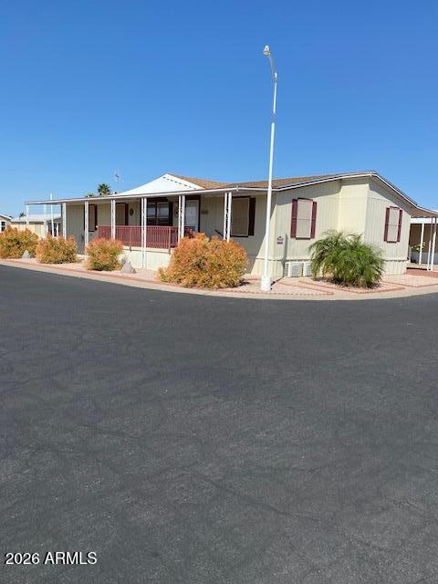 a front view of house with yard
