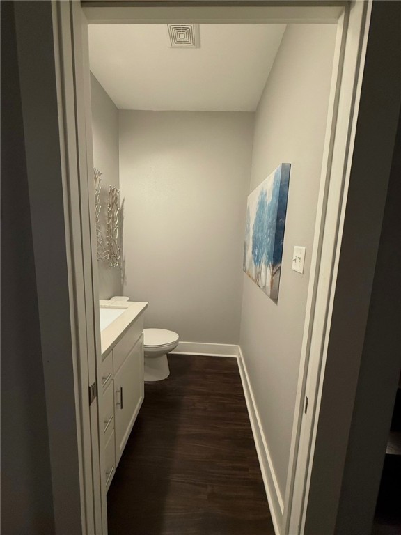 928 Azalea Drive Franklin, TX 77856 - Photo 17 of 37 a bathroom with a sink and toilet