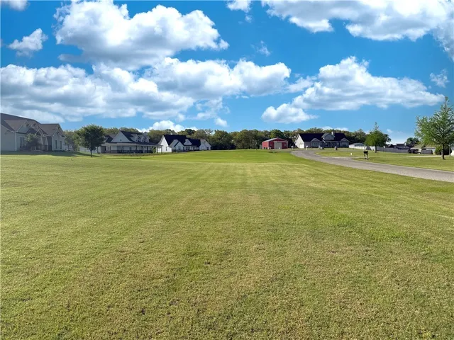 $575,500 | 928 Azalea Drive, Franklin, TX 77856