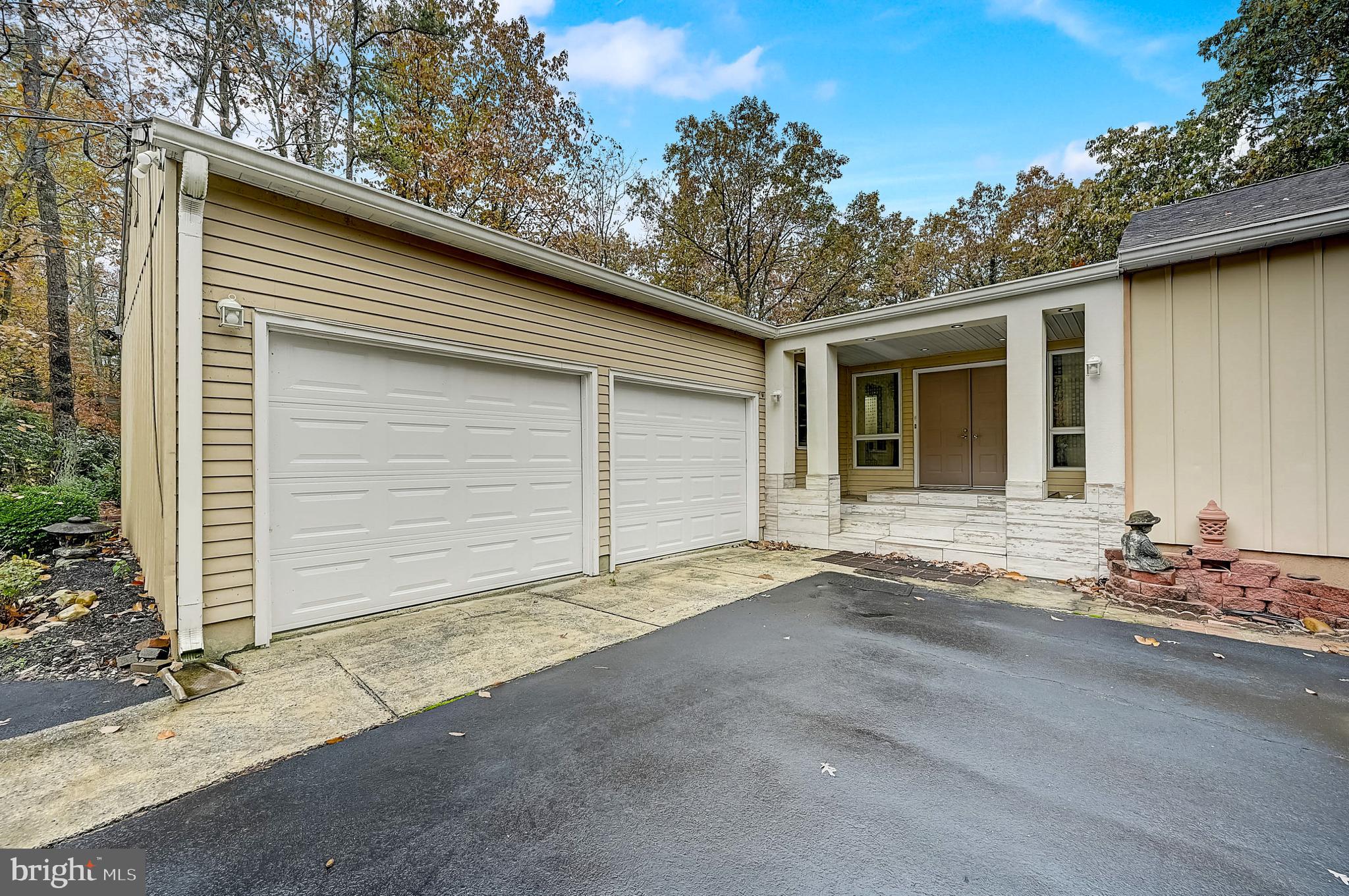 215 Crest Road Marlton, NJ 08053 - Photo 9 of 83 Gallery Image 9