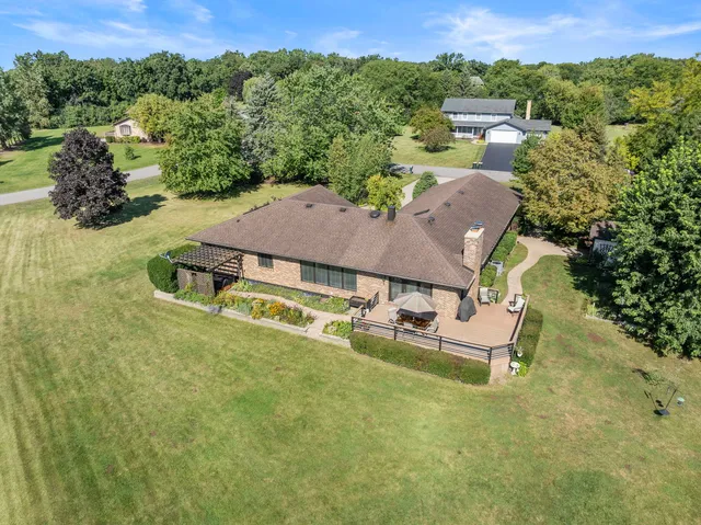 $534,000 | 38715 North Red Oak Terrace, Wadsworth, IL 60083