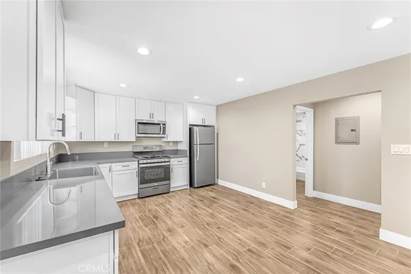 $2,900 | 2417 West Stanford Street, Santa Ana, CA 92704