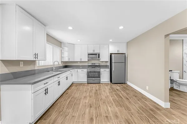 $2,900 | 2417 West Stanford Street, Santa Ana, CA 92704