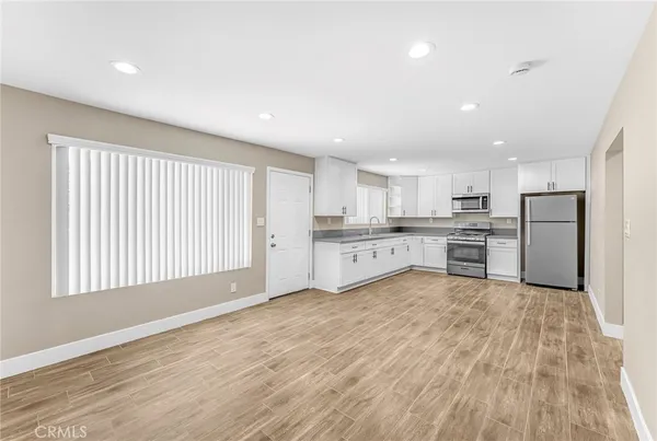 $2,900 | 2417 West Stanford Street, Santa Ana, CA 92704